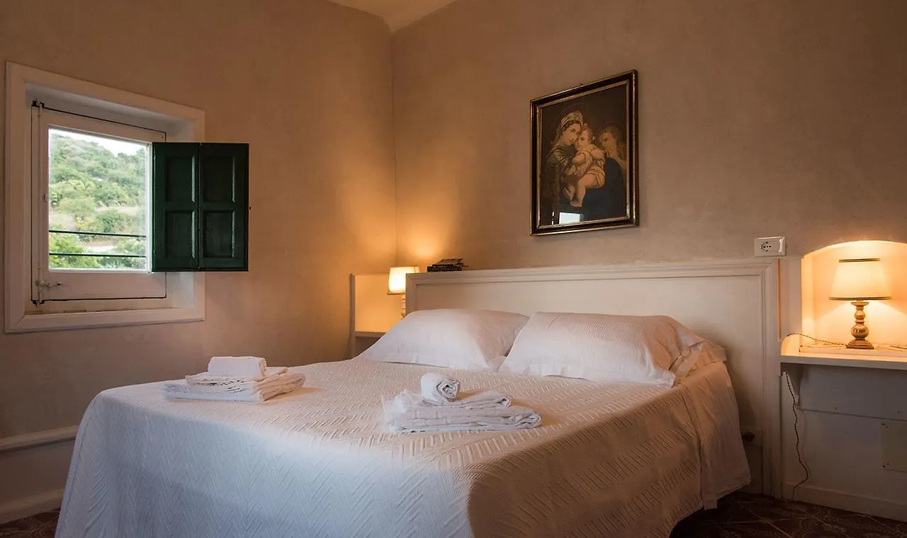 Villa La Tonnara Di Scopello à Scopello  Hébergement de vacances Scopello (Sicily)